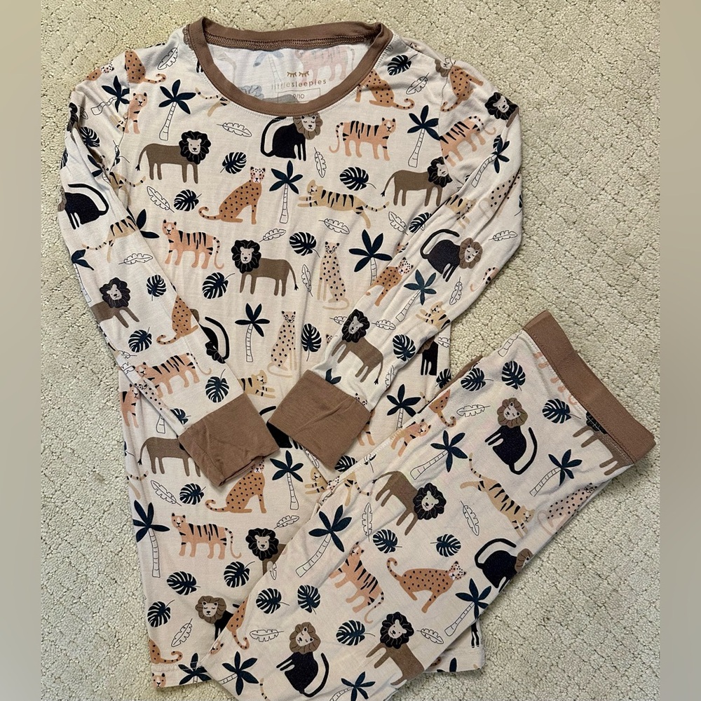 Little Sleepies Bamboo Two Piece Pajamas in Light Brown Big Cat Print, Size 9/10